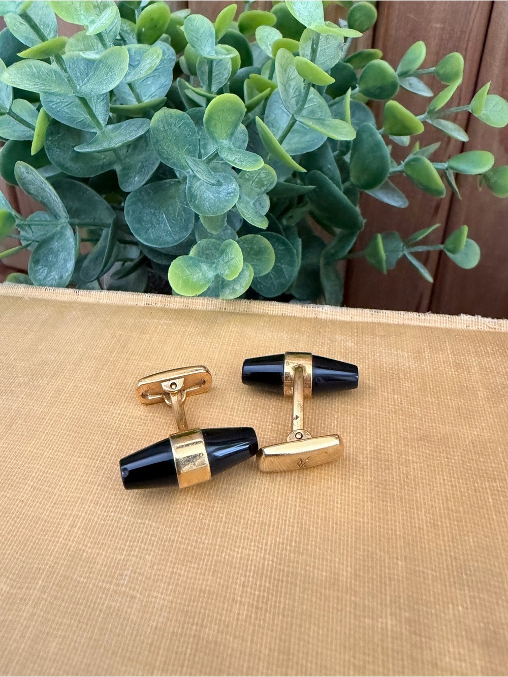 Vintage Yves Saint Laurent YSL Gold Tone Black Cone Bar Cufflinks, Retro Luxury - Picture 2 of 7